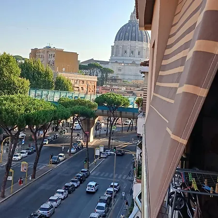 Vittoria C - Attico A Pochi Minuti Dal Vaticano *